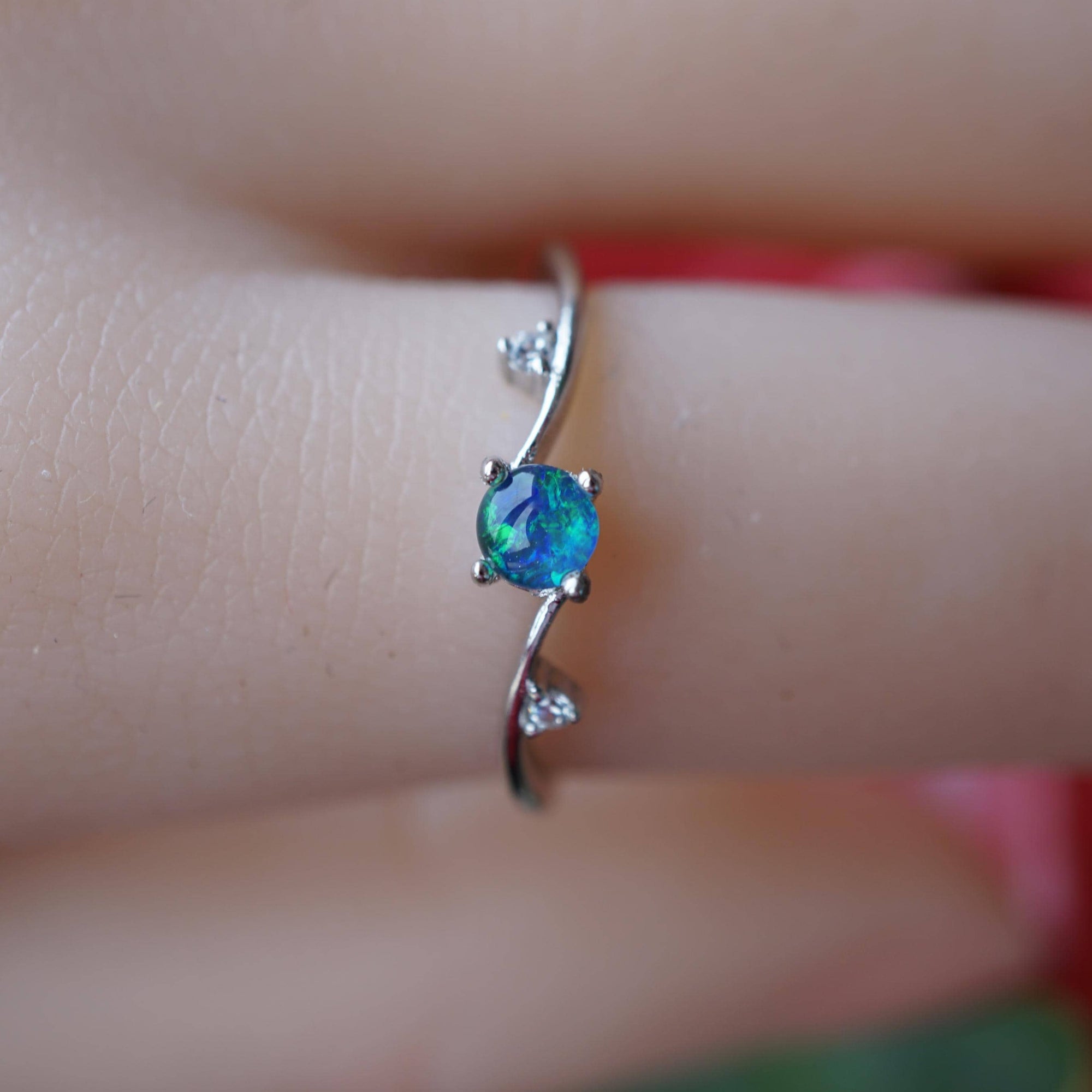 Dainty Twist Australian opal ring