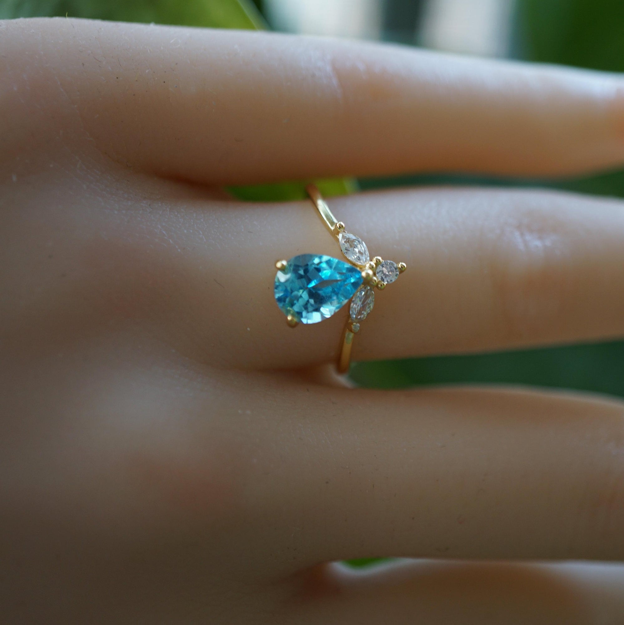 18k gold plated london blue topaz ring