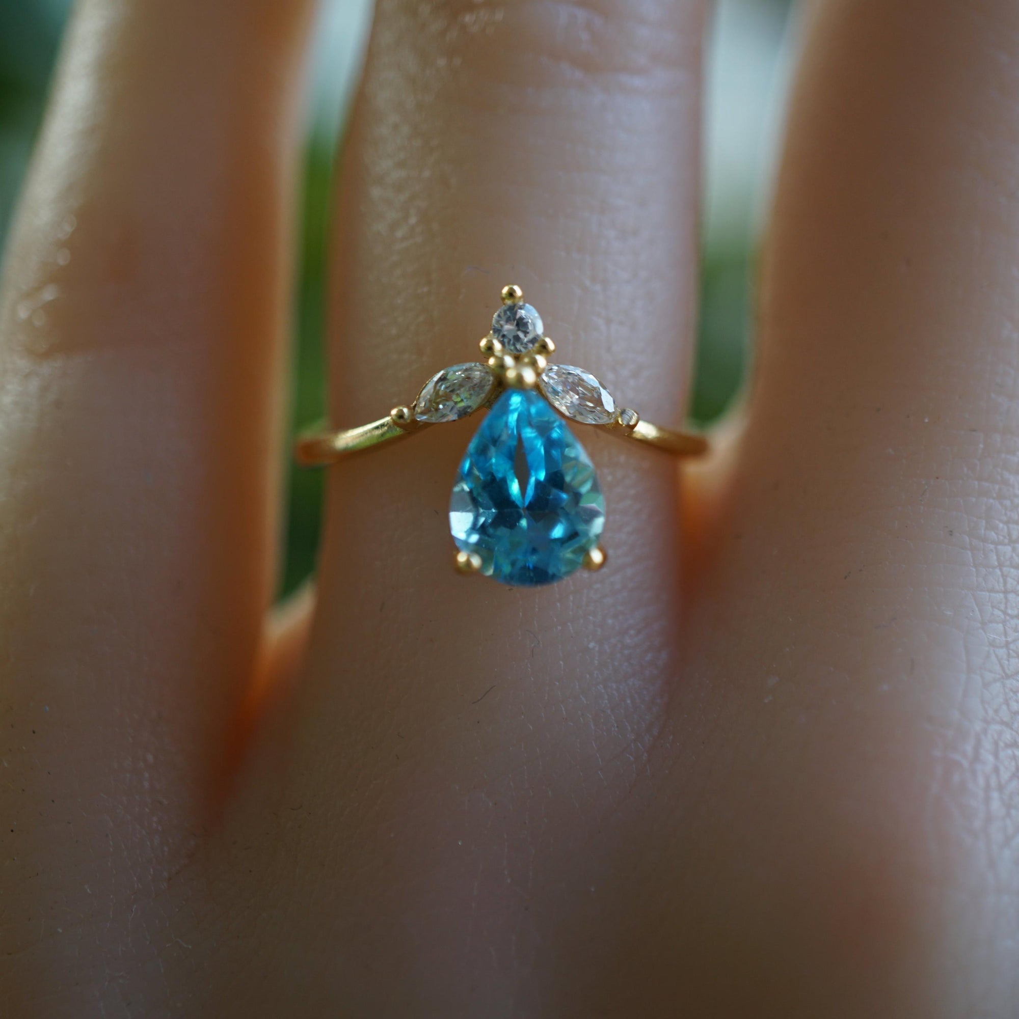 18k gold plated london blue topaz ring