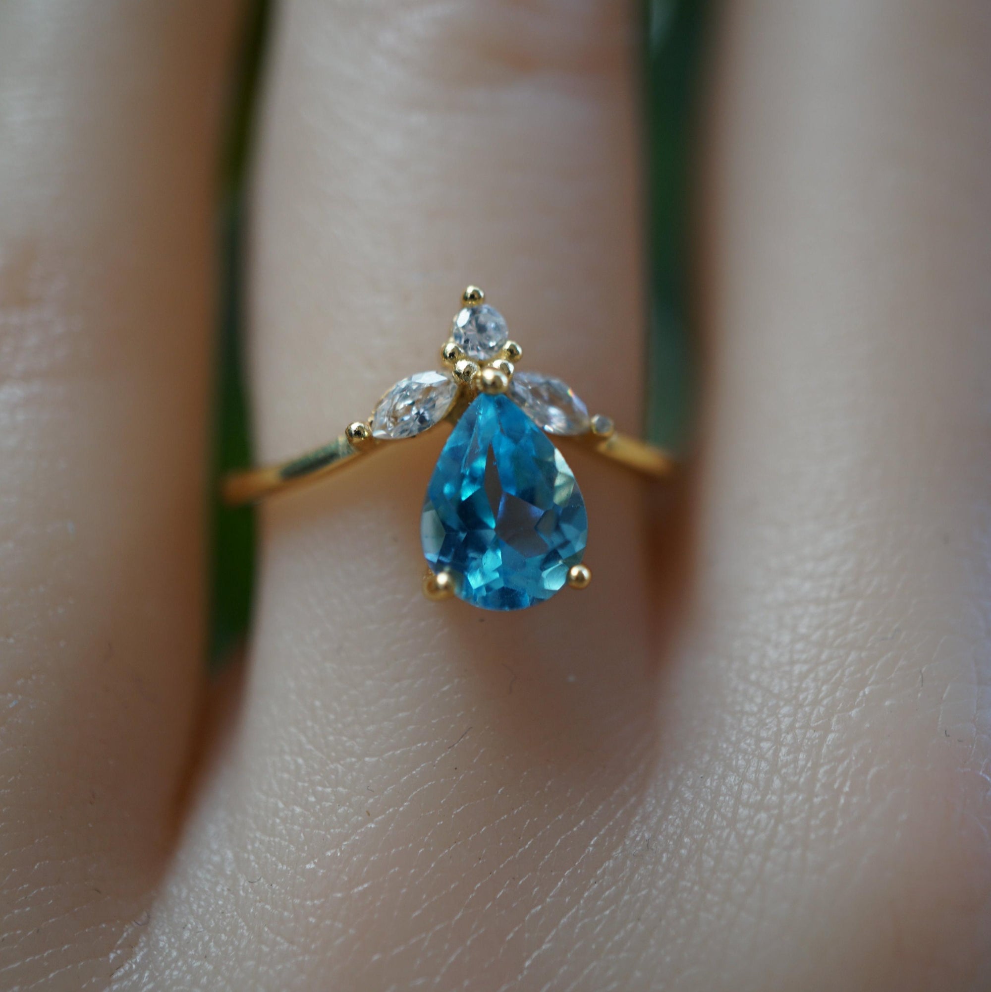 18k gold plated london blue topaz ring