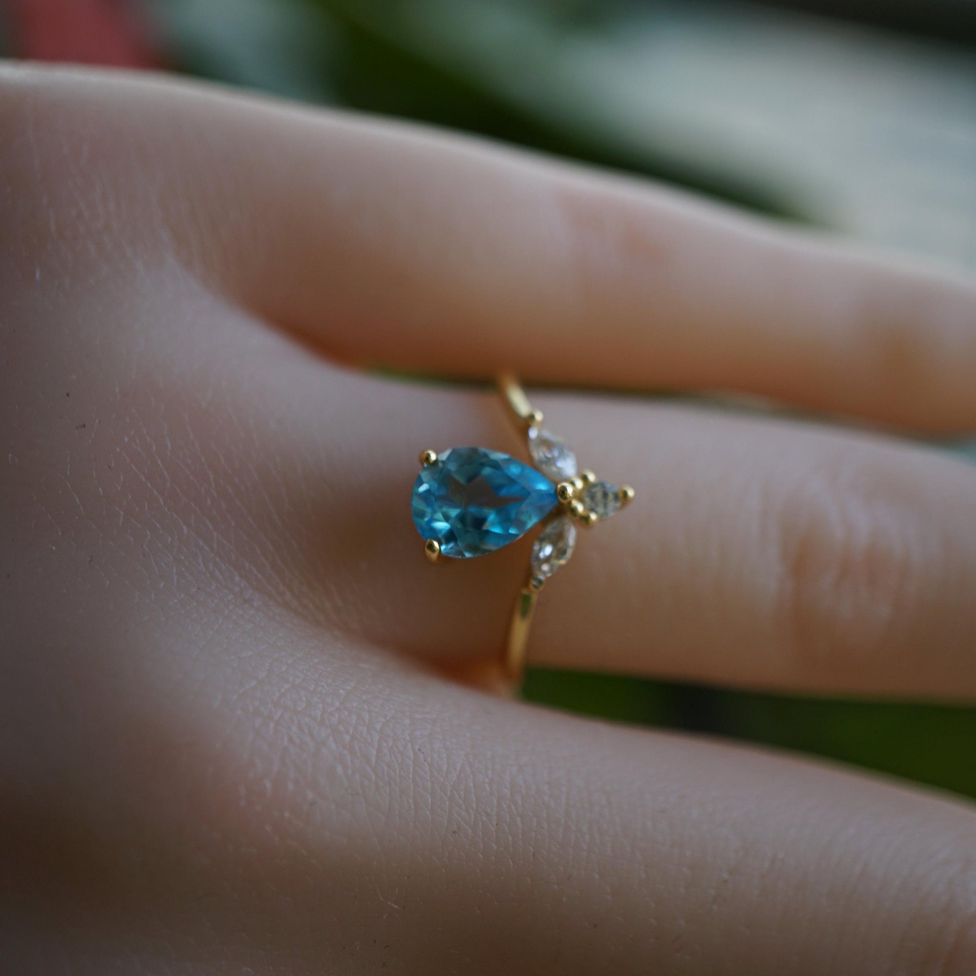 18k gold plated london blue topaz ring