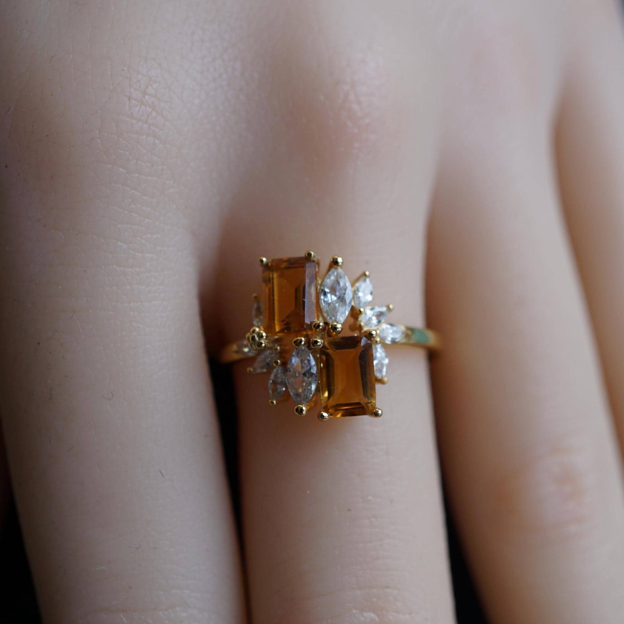 Stunning double citrine ring