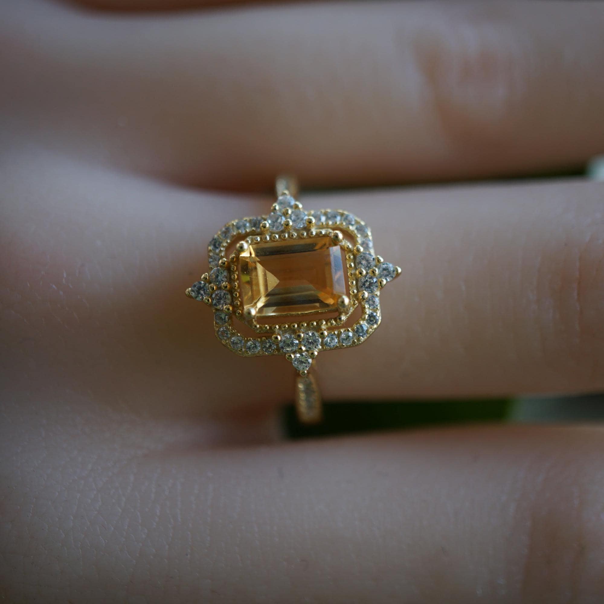 Citrine ring