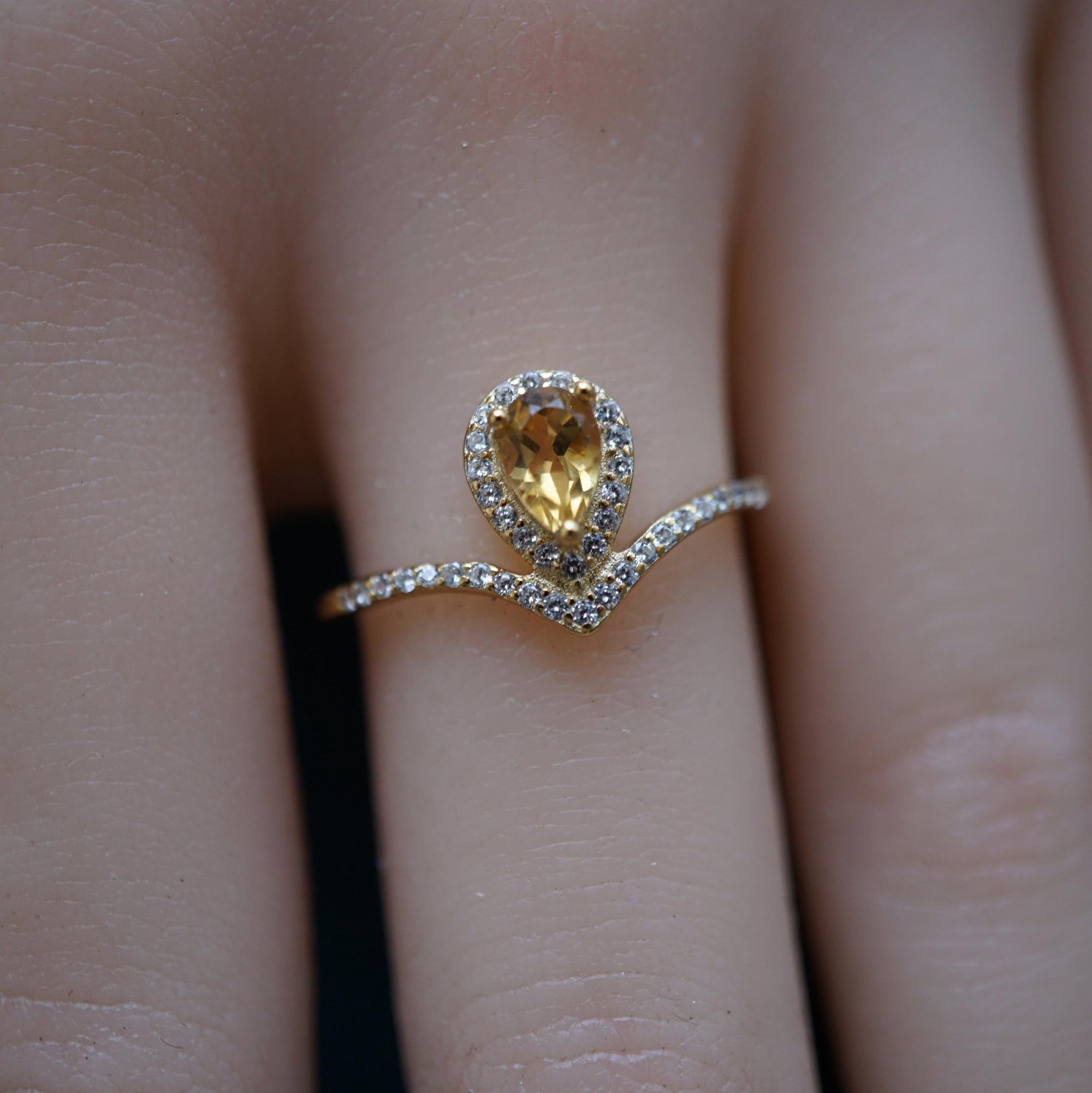 Droplet citrine ring