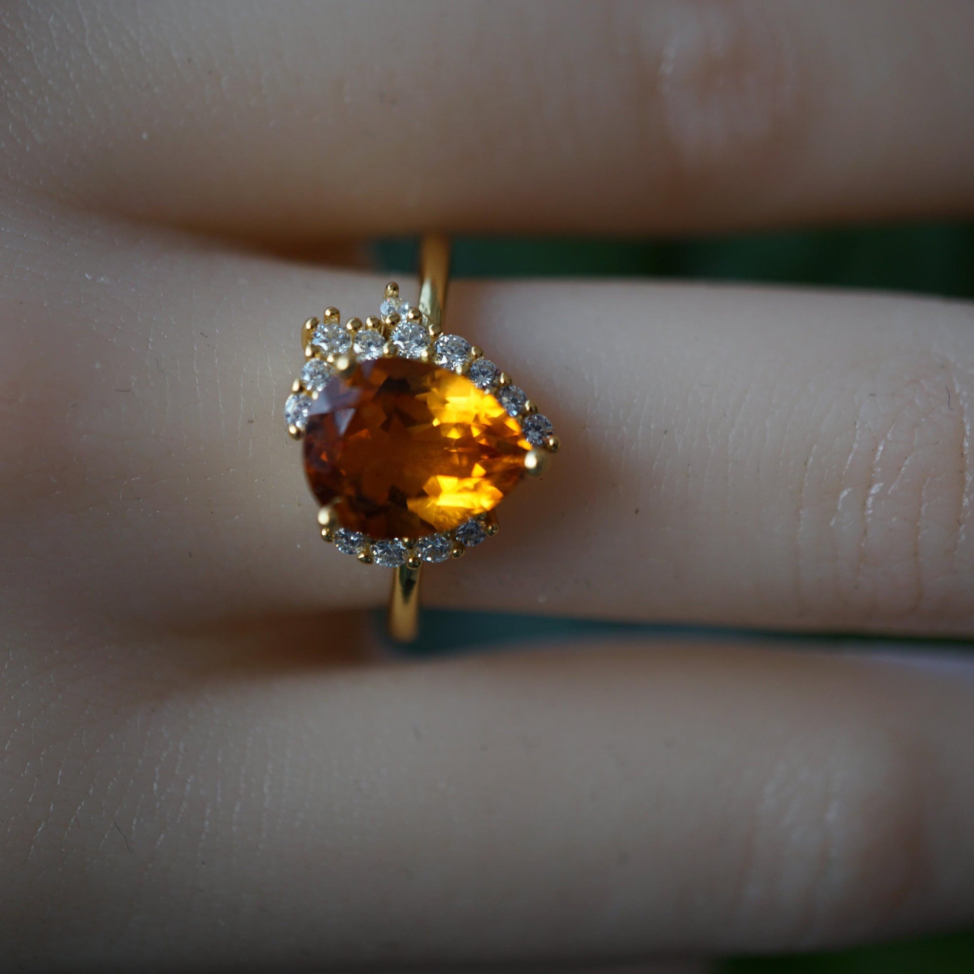 Big pear citrine ring