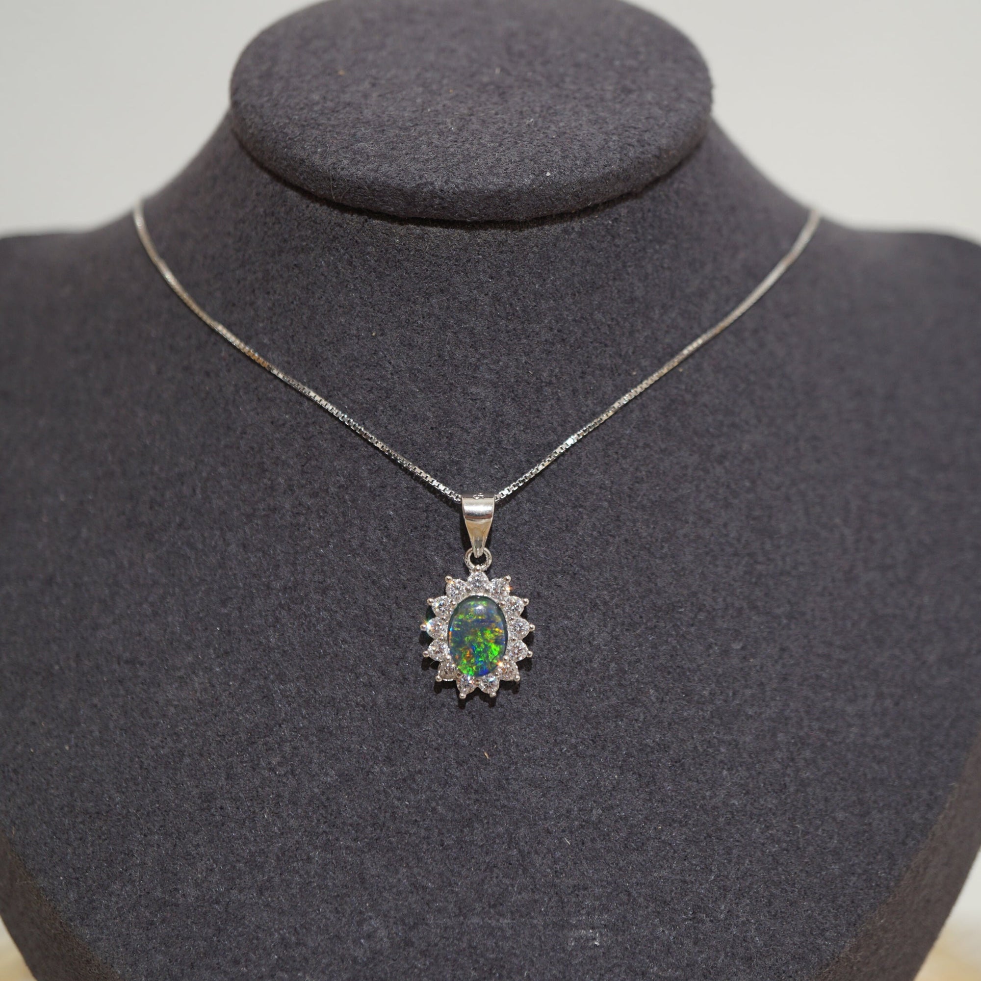 Australian opal triplet gift necklace set