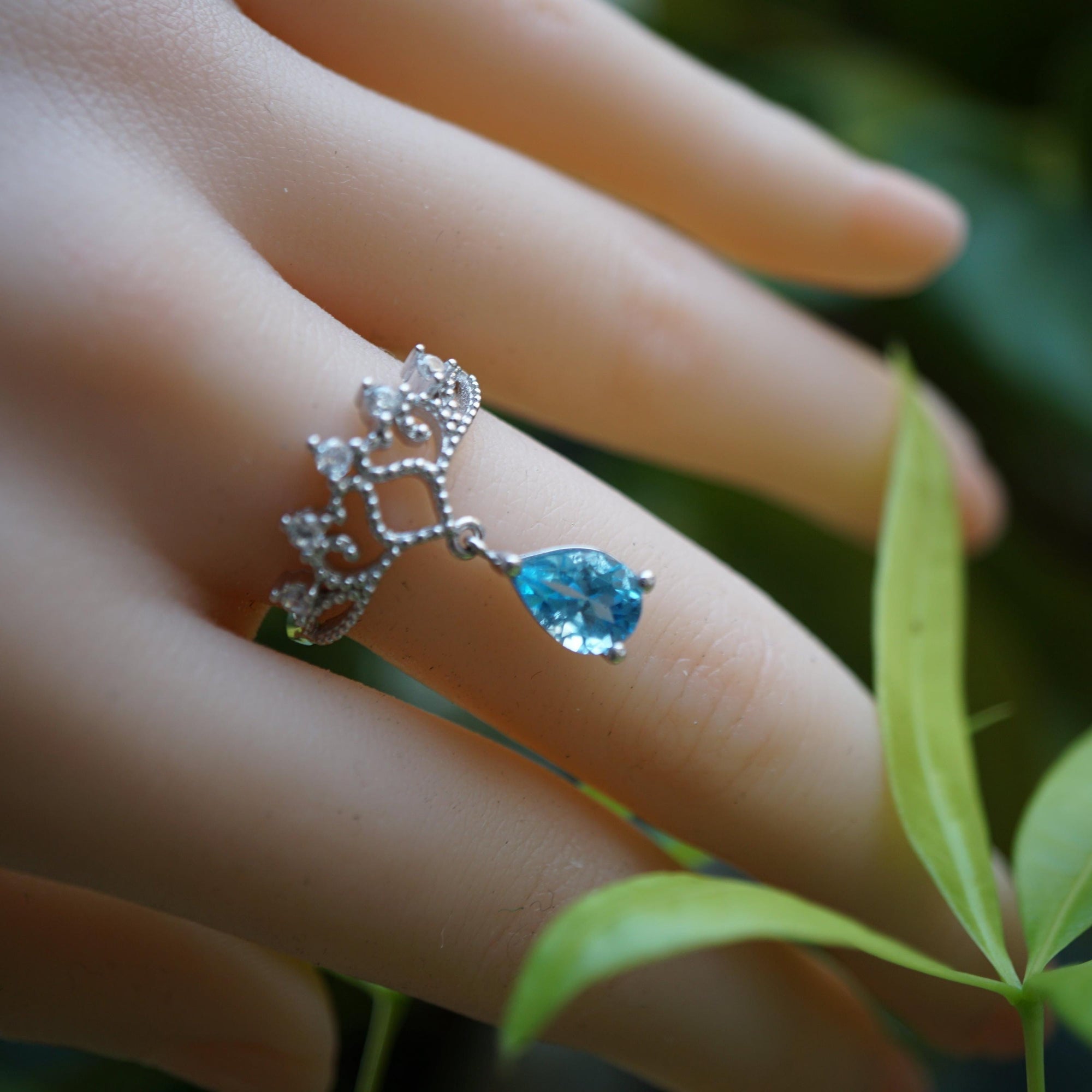 Crown blue topaz ring