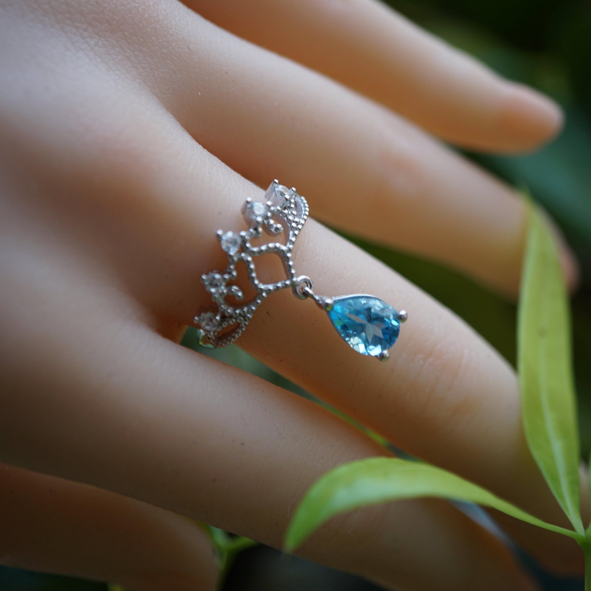 Crown blue topaz ring