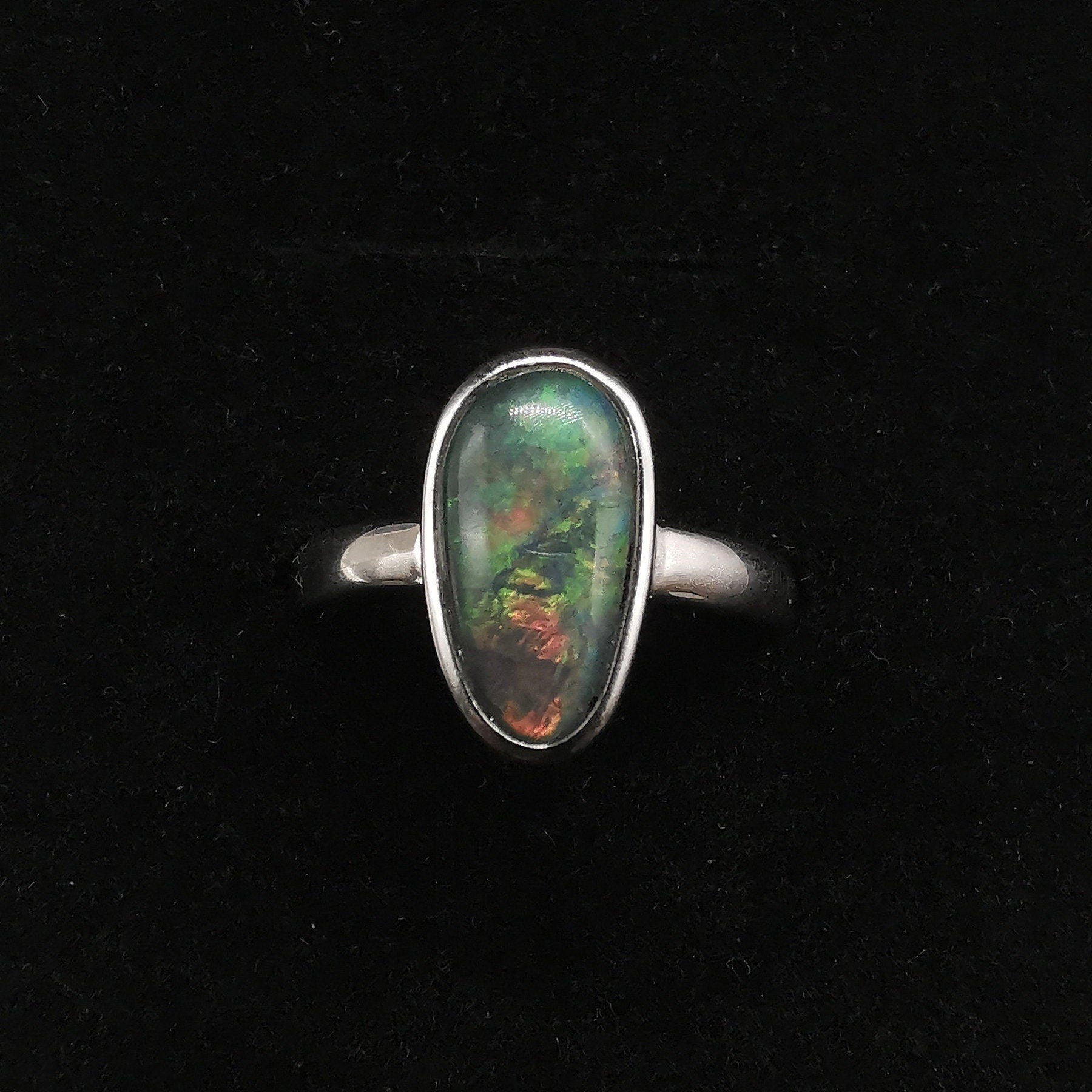 Minimalist Austrlian opal ring, simple ring, US 6 3/4