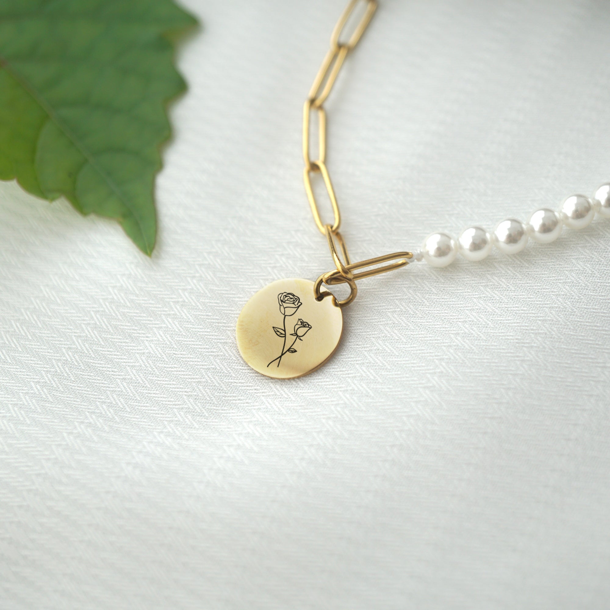 Engraved pearl personalized birth flower pendant necklace