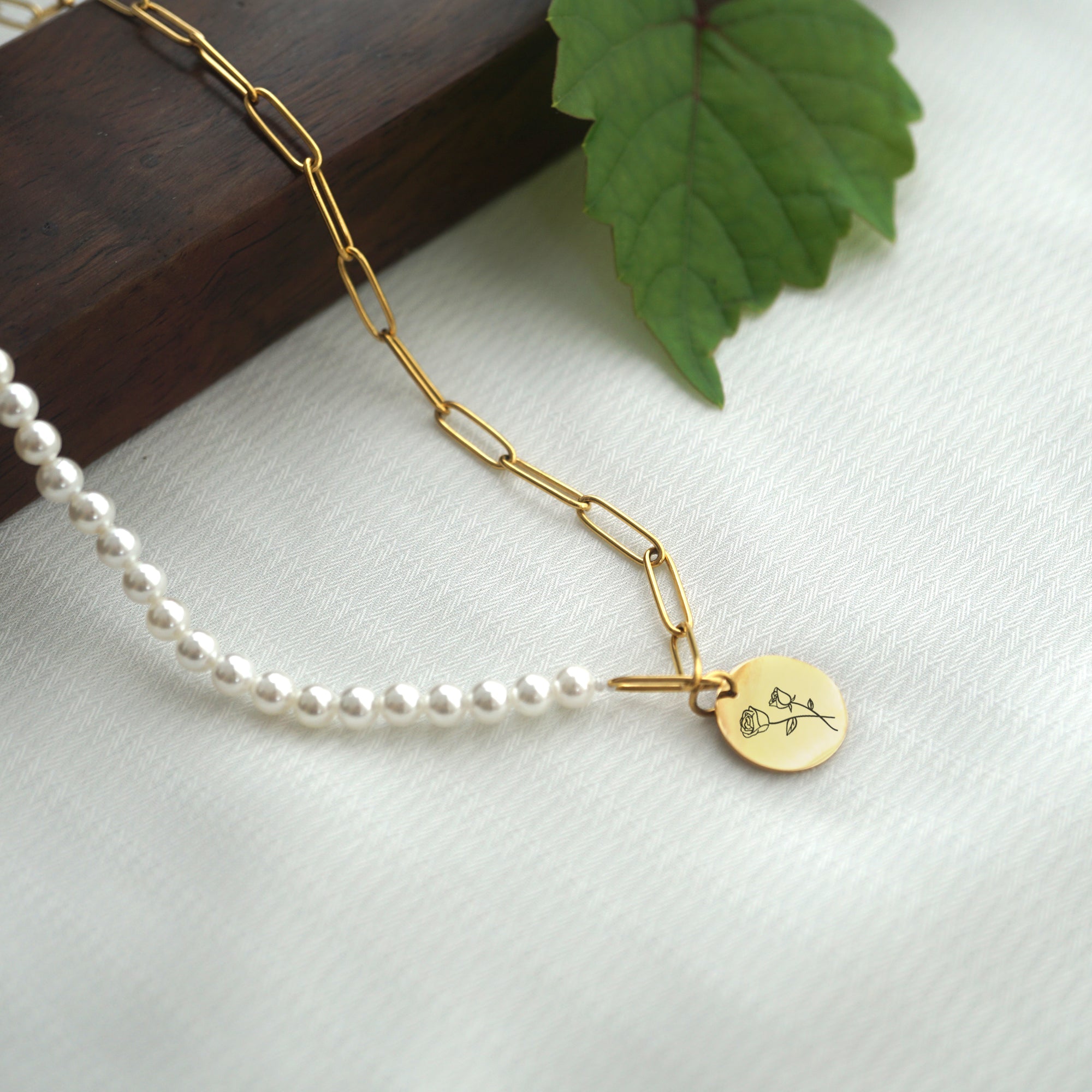 Engraved pearl personalized birth flower pendant necklace