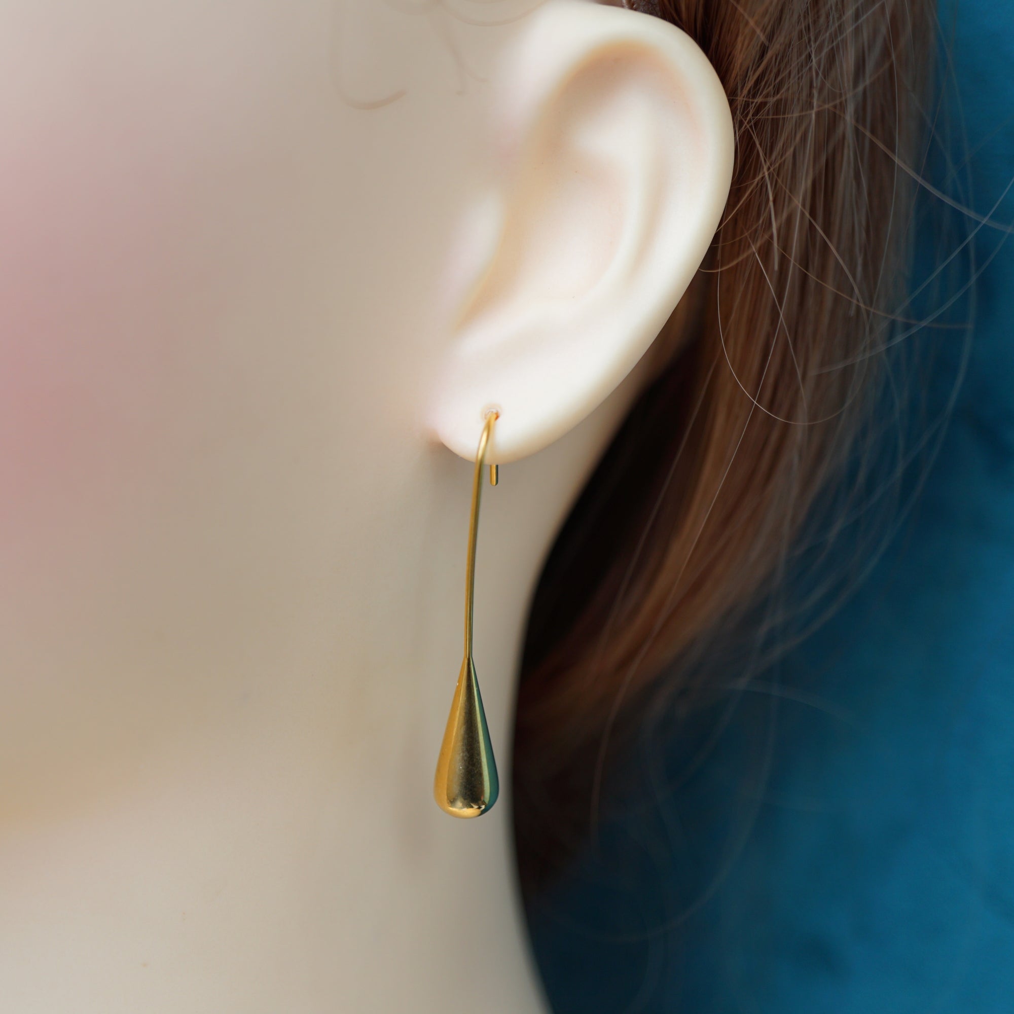 Gold Minimalist Droplet Earrings