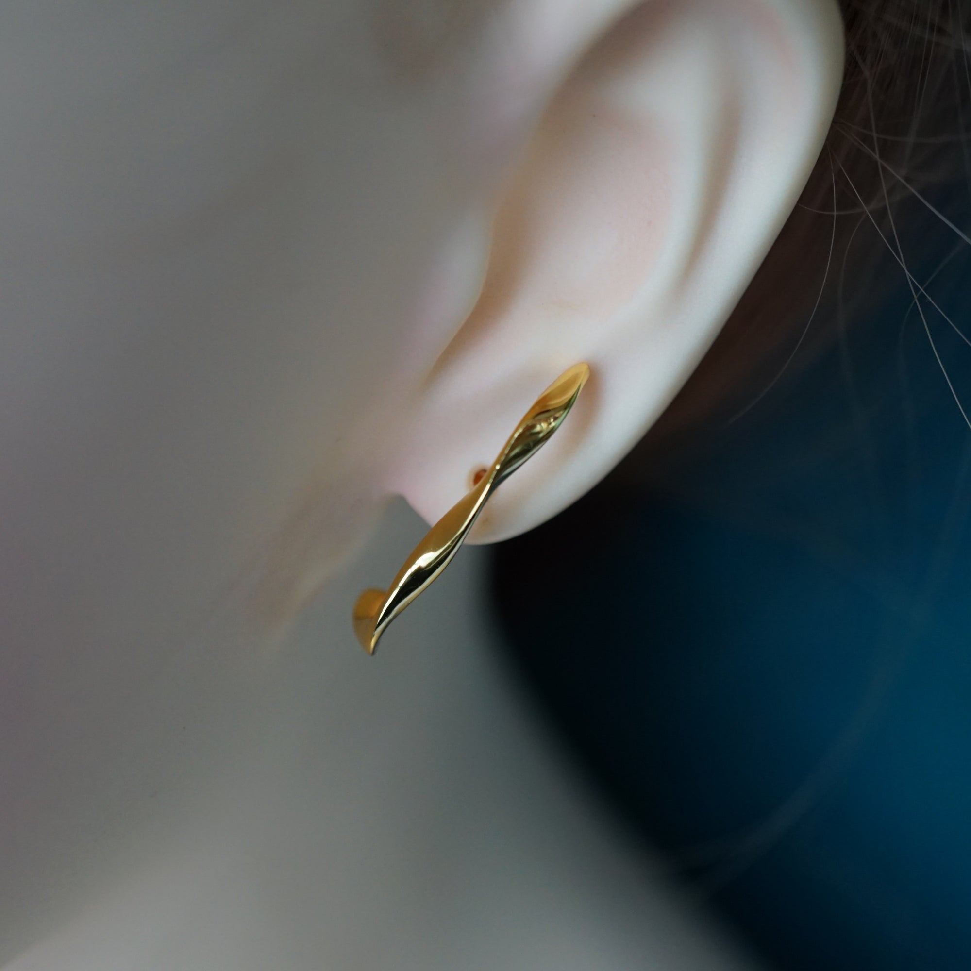 Wavey Minimalist Earrings