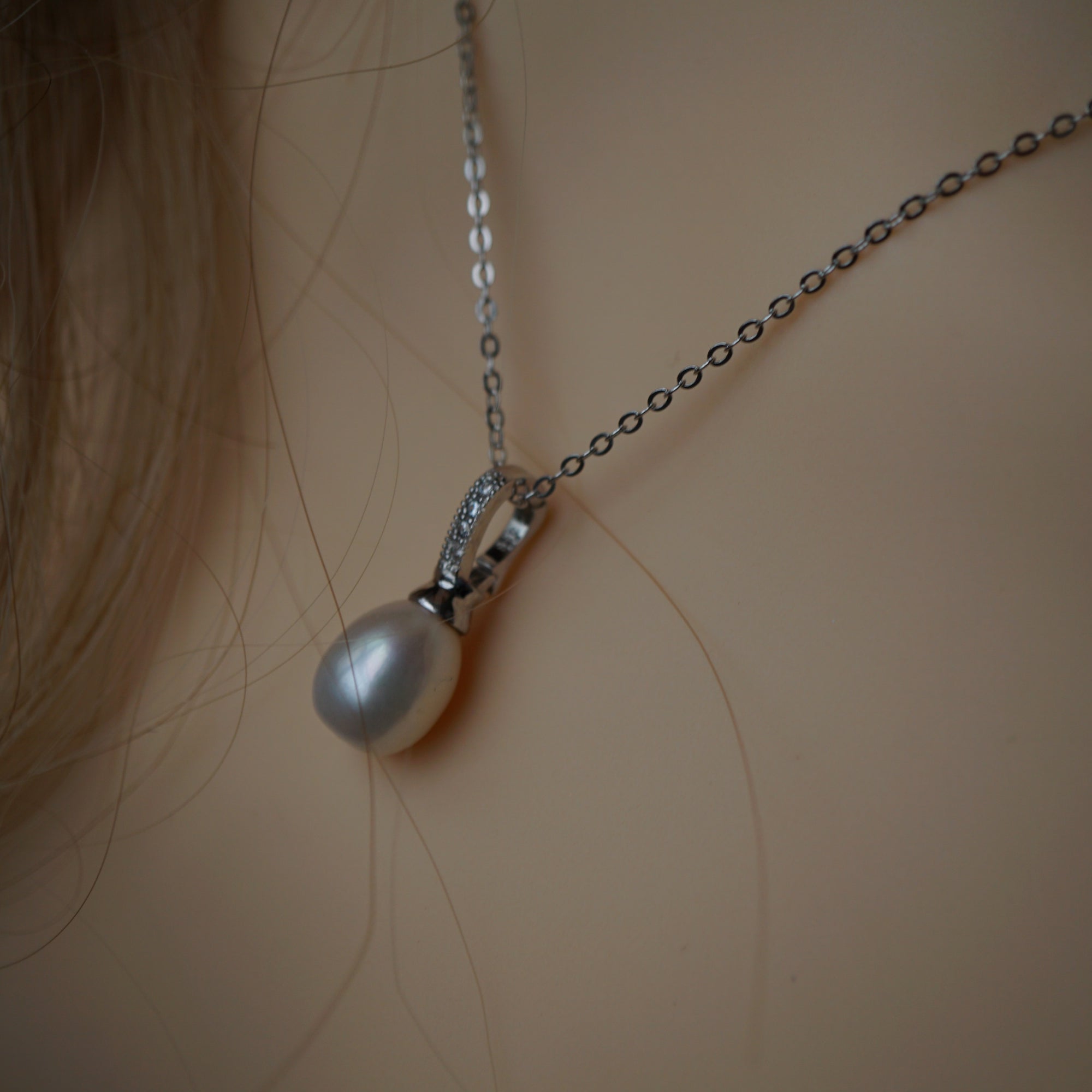 Freshwater Pearl Pendant Necklace