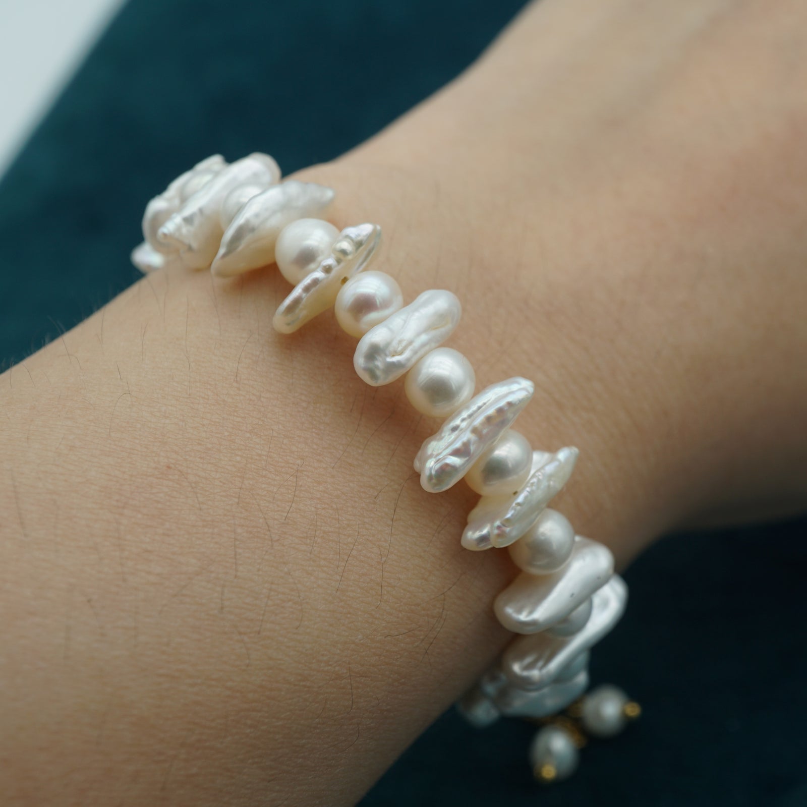 Dainty Irregular Baroque freshwater pearl bracelet-Vsabel Jewellery