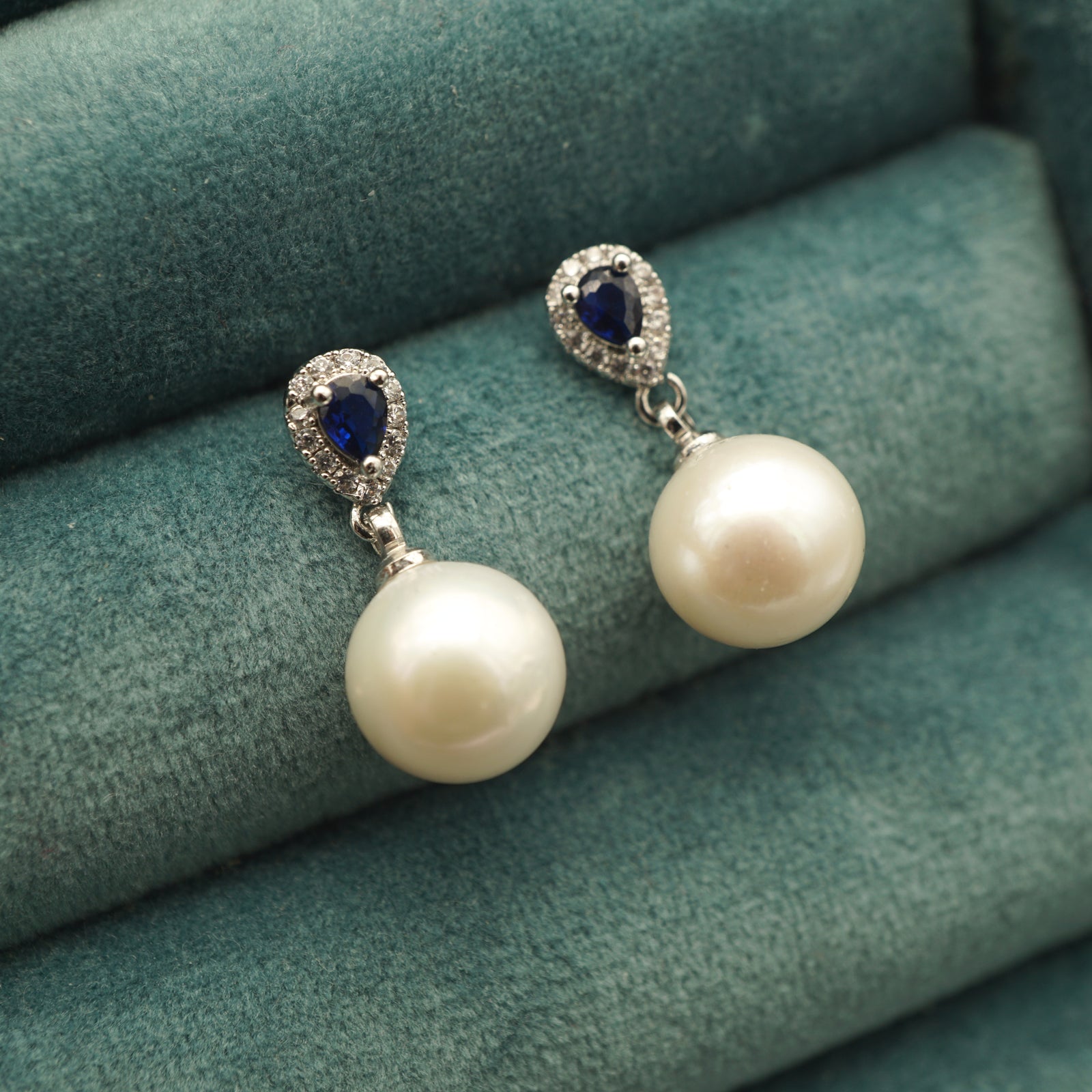 Sapphire-Look Pearl Earrings