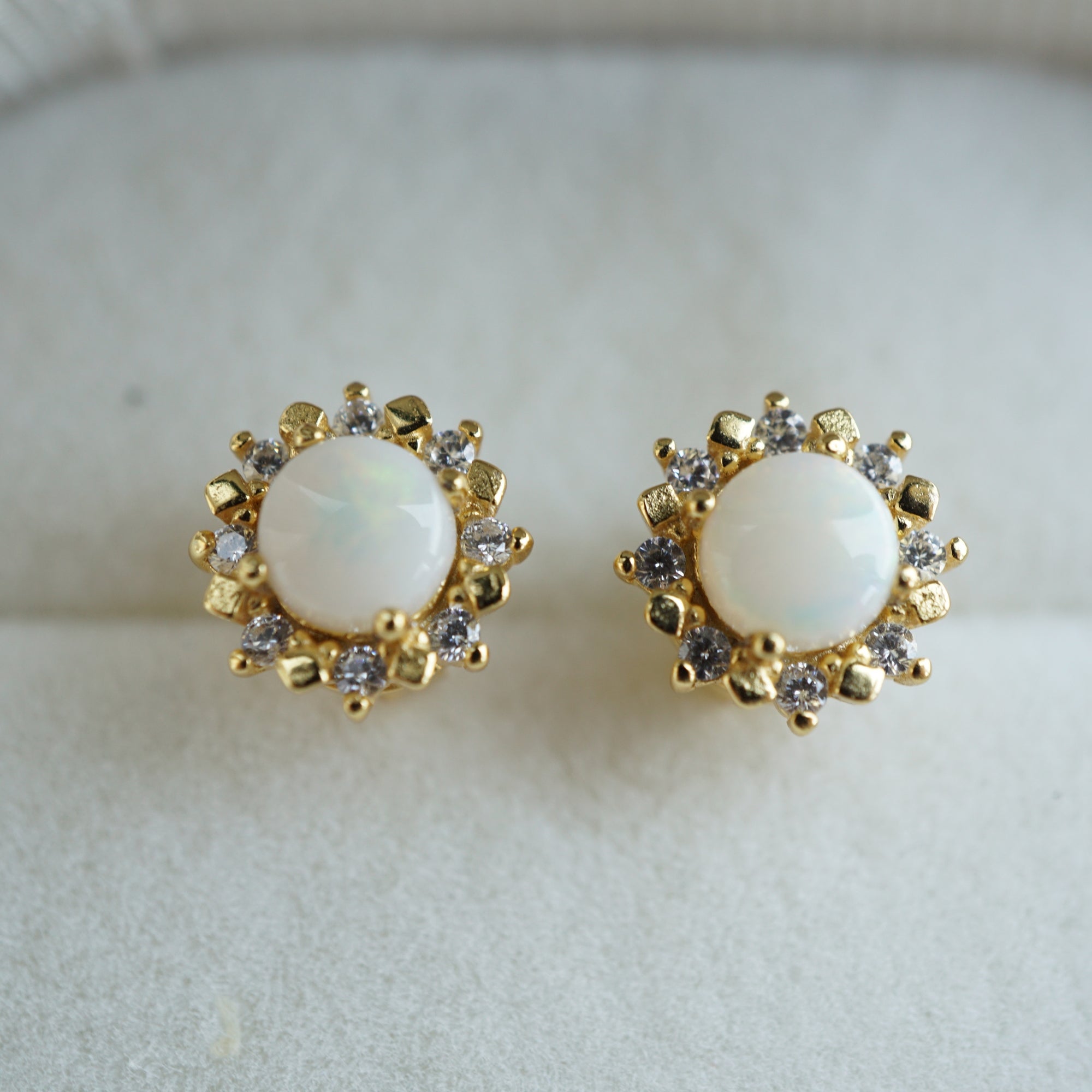 18k Gold Plated Sparkling Brilliance Crystal Opal Stud Earrings