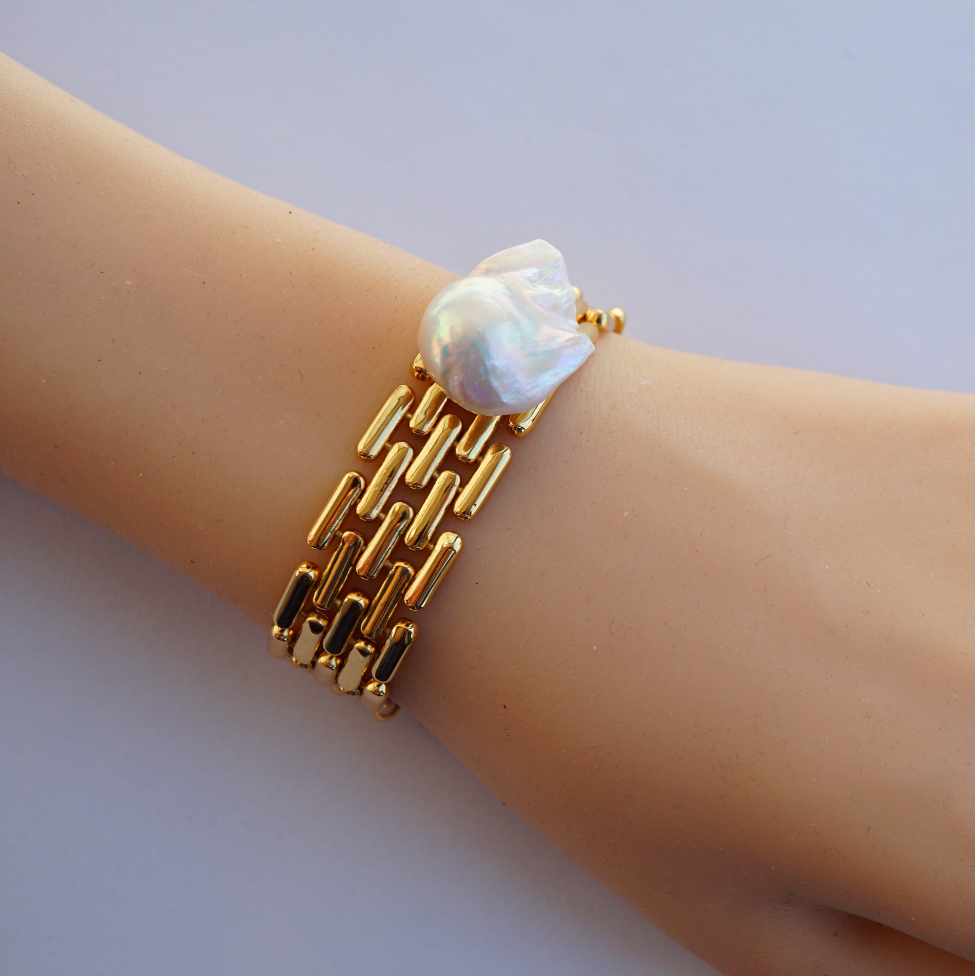 Wide Chain Baroque Pearl Bracelet