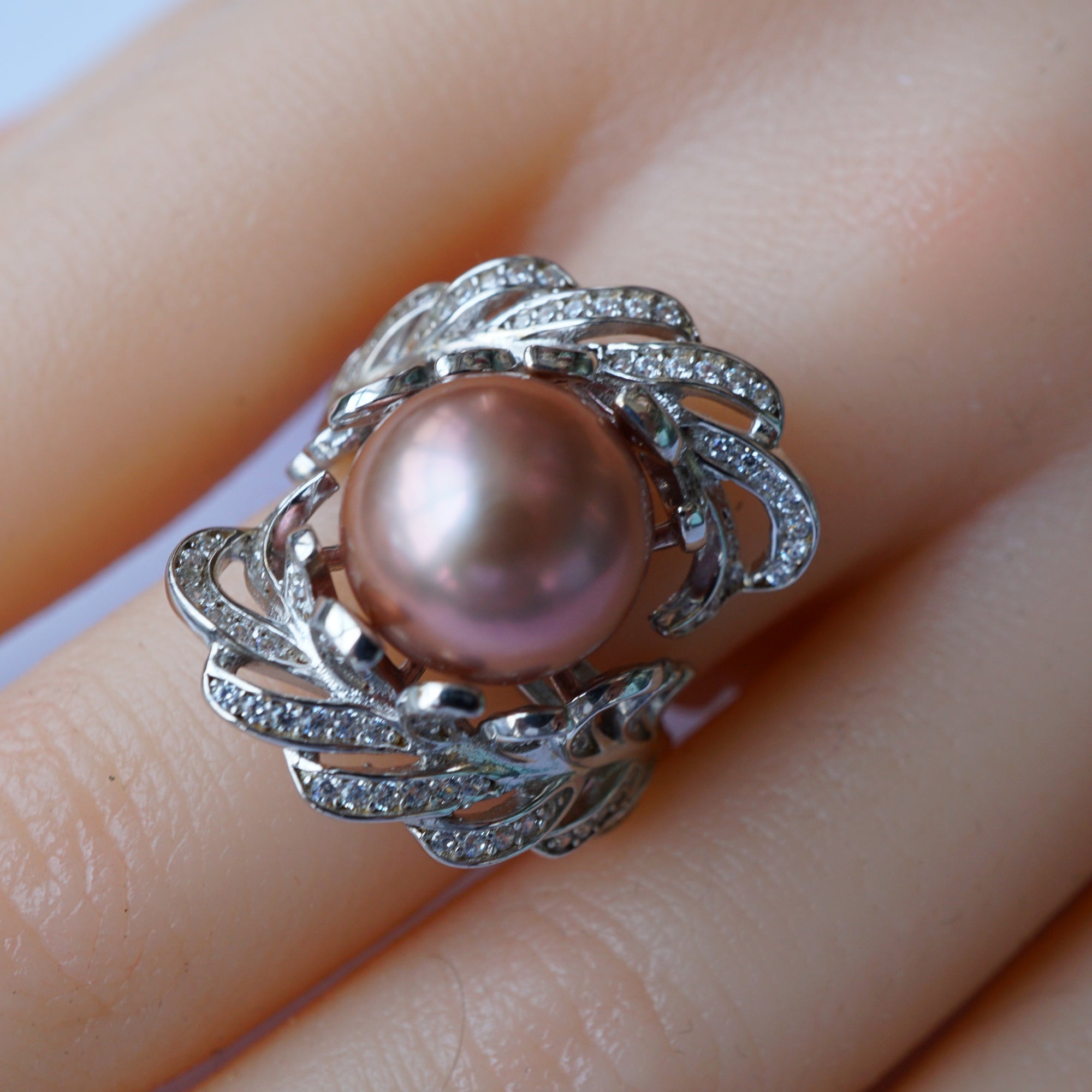 Elegant Sterling Silver Purple Pearl Ring