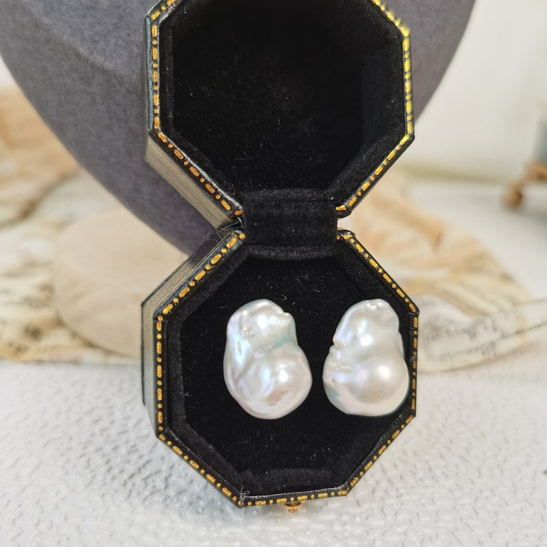 Baroque pearl necklace & earring set-Vsabel Jewellery