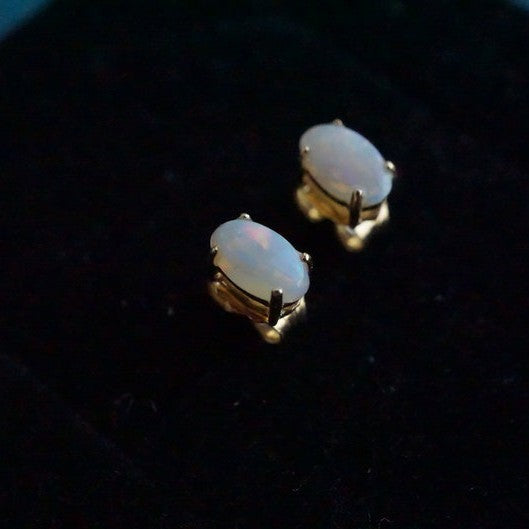 Elegant 18K Australian Opal Earring Studs