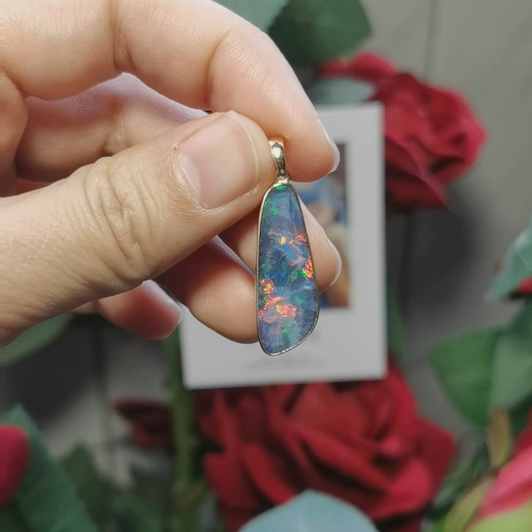 Versatile Long Opal Pendant in 14K Gold