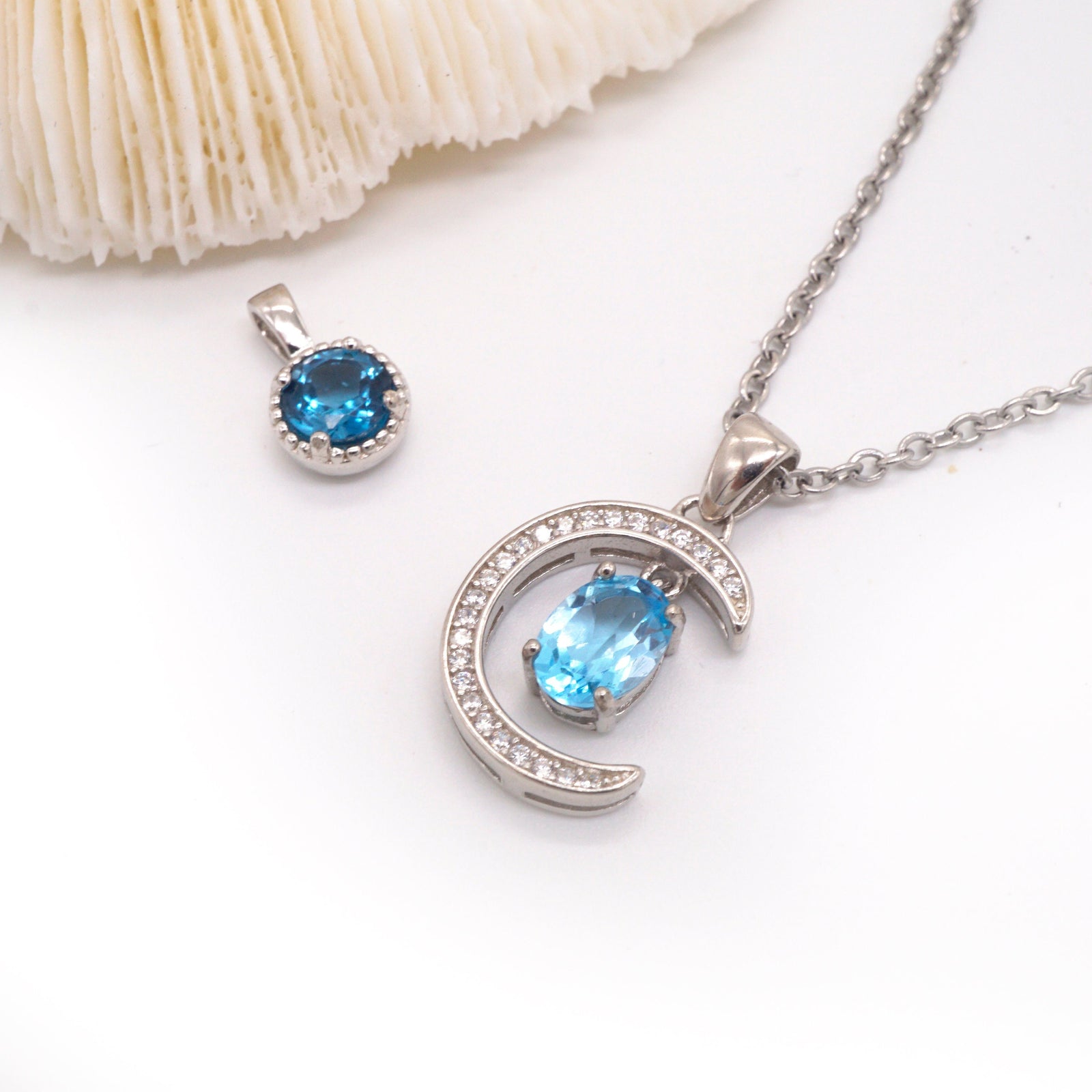 London Blue Topaz Pendant Necklace