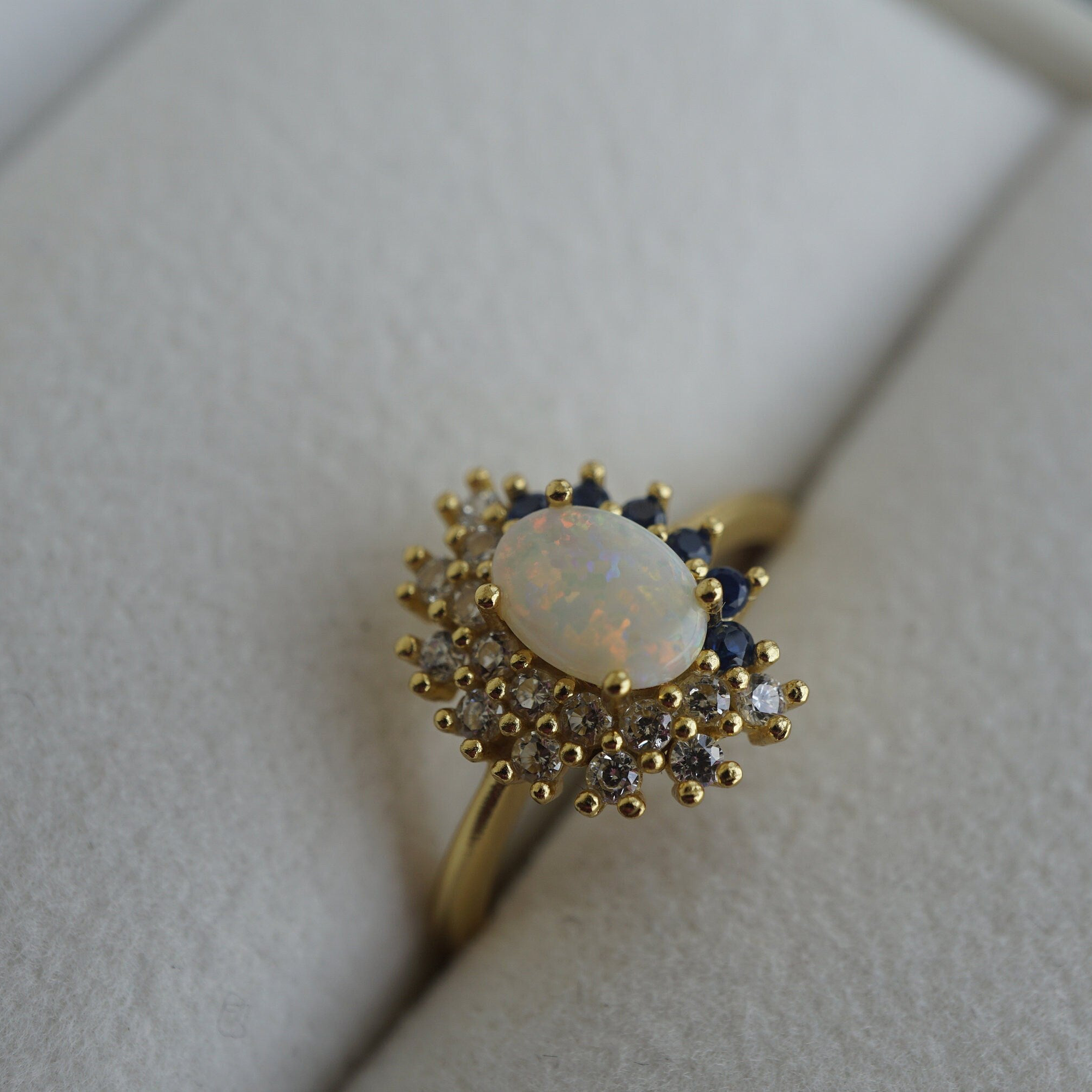 Dual-Tone White Opal Ring - Elegant & Timeless-Vsabel Jewellery