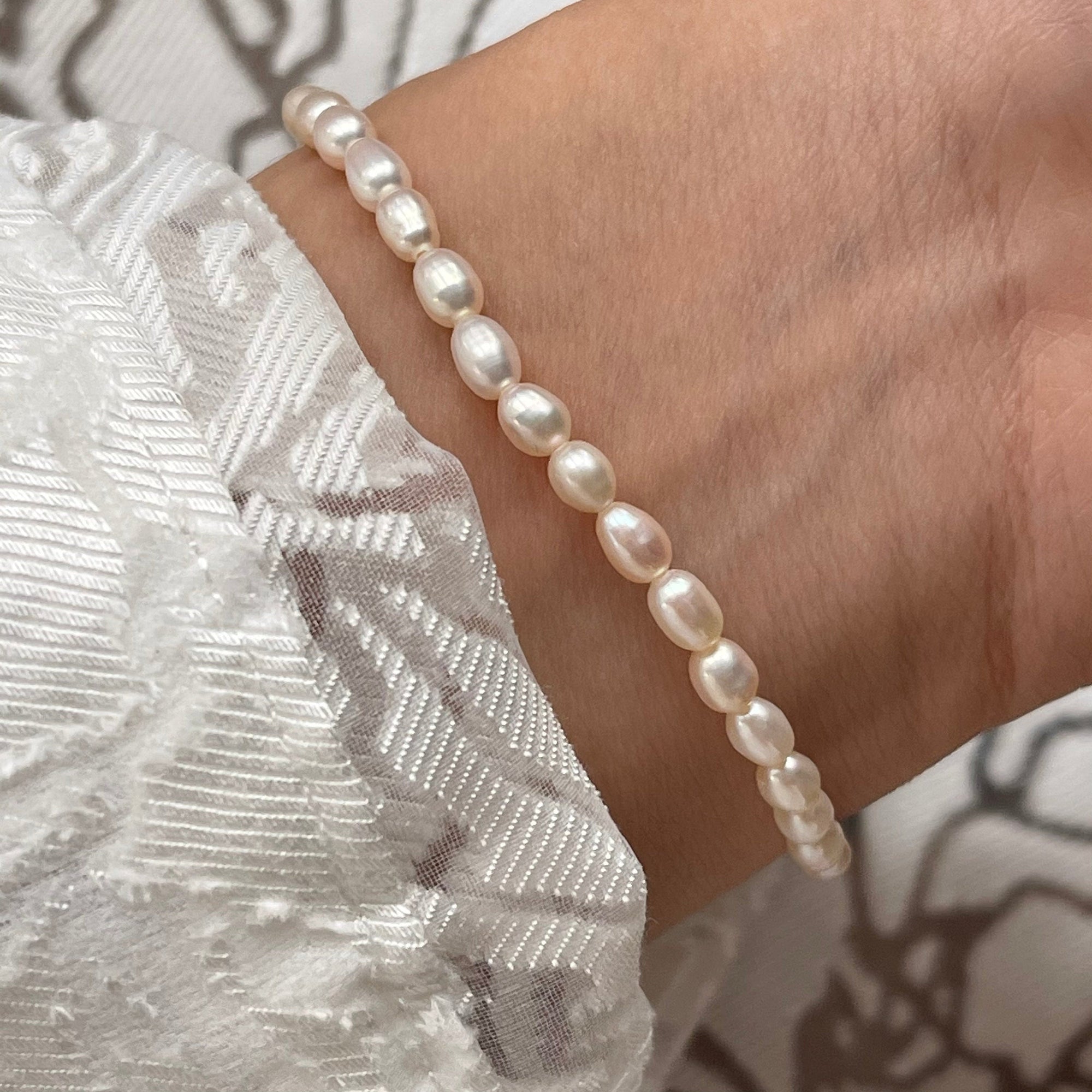 Daily wear dainty pearl bracelet-Vsabel Jewellery