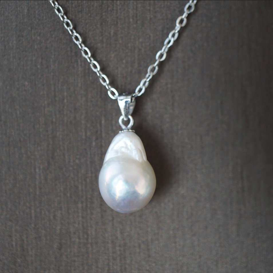 Small natural baroque shaped pearl long necklace