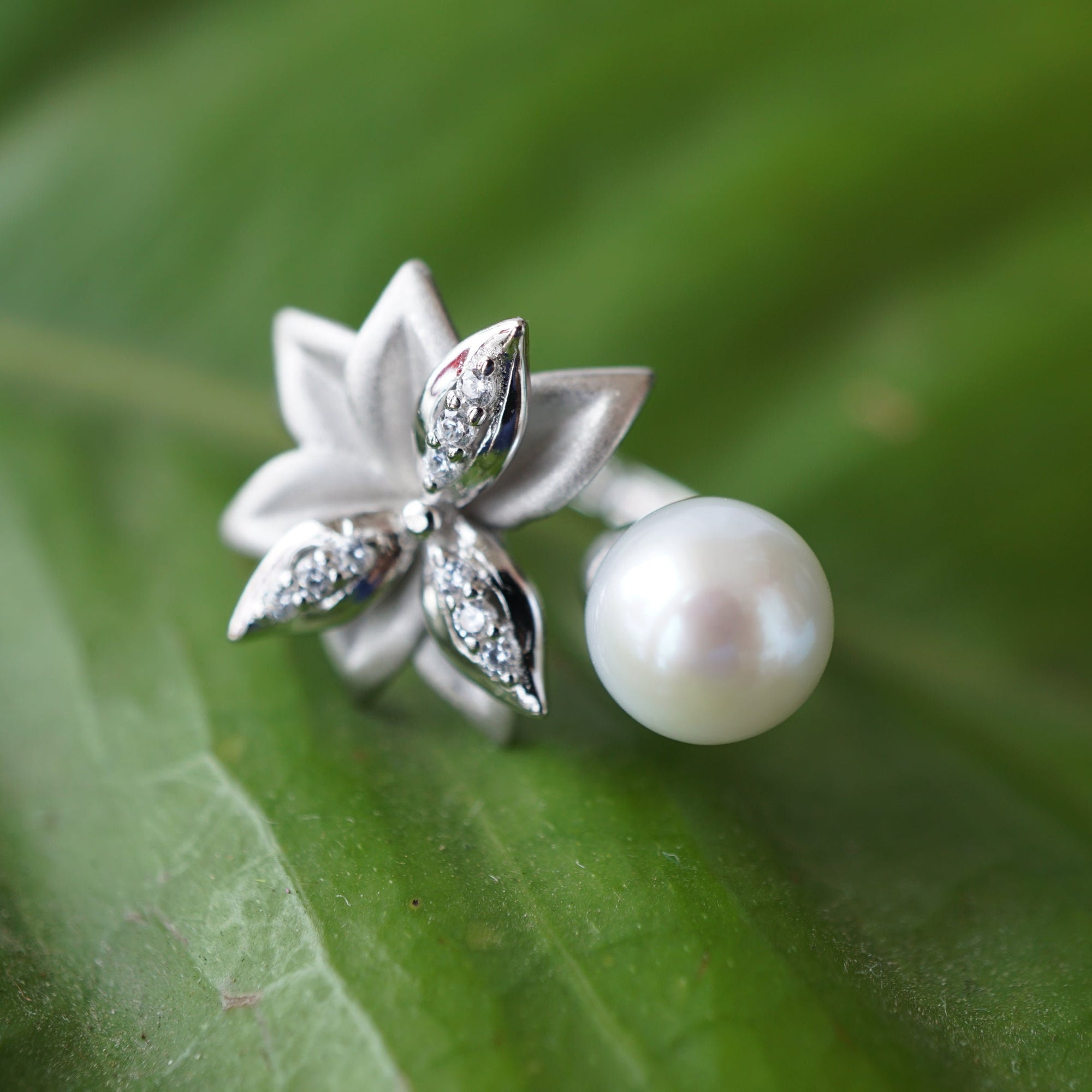 Dainty Flower Freshwater Pearl Ring