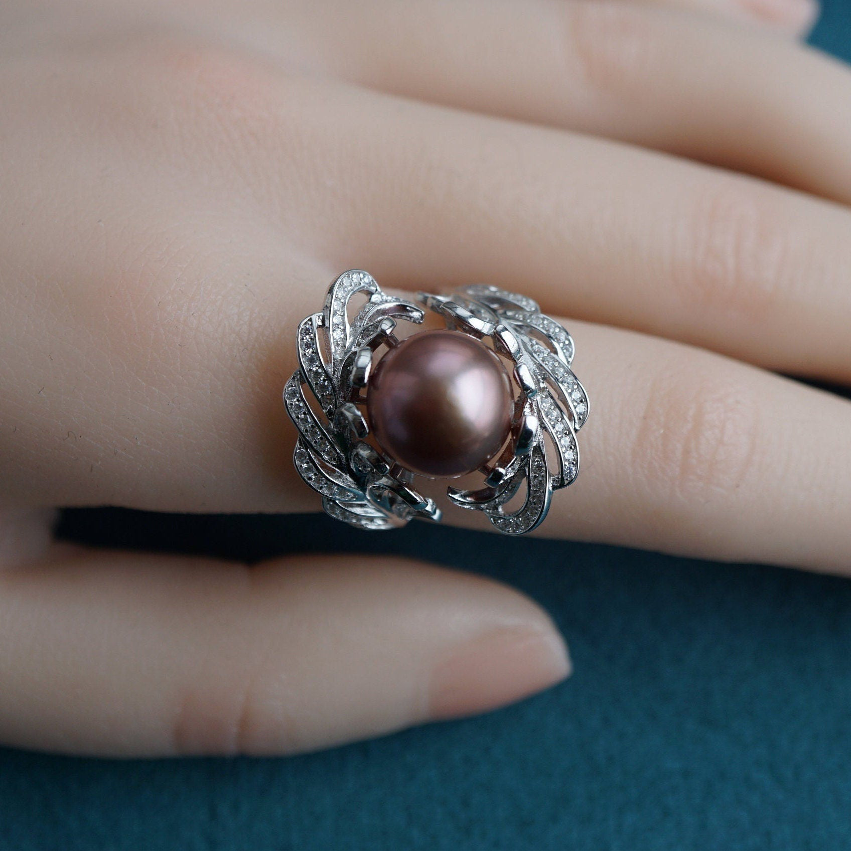 Elegant Sterling Silver Purple Pearl Ring