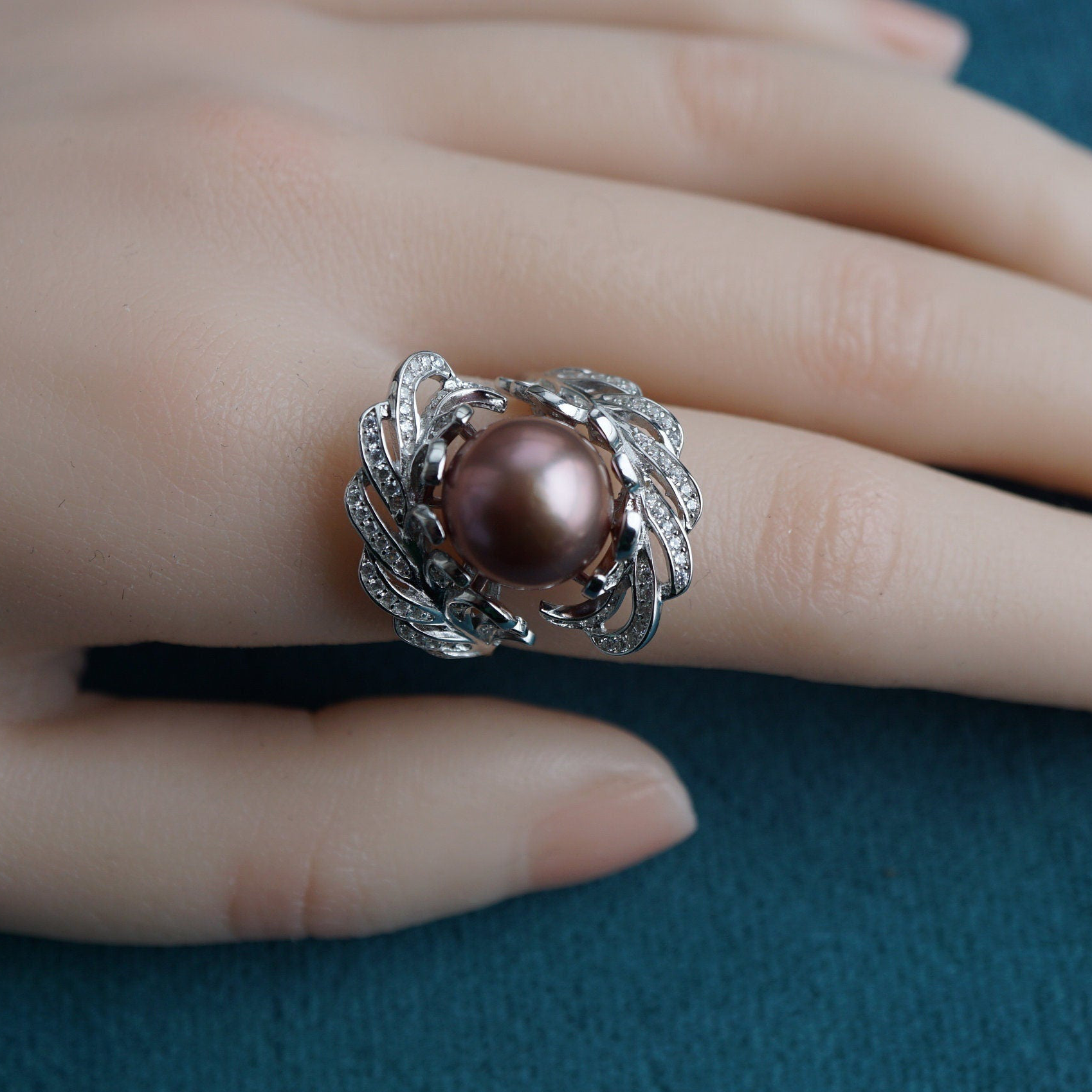 Elegant Sterling Silver Purple Pearl Ring